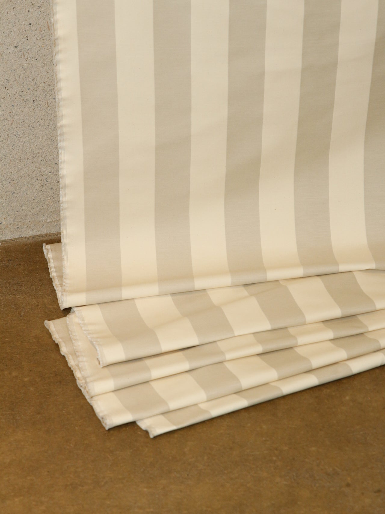 1990's EUROPE Wide Stripes Interior Fabric