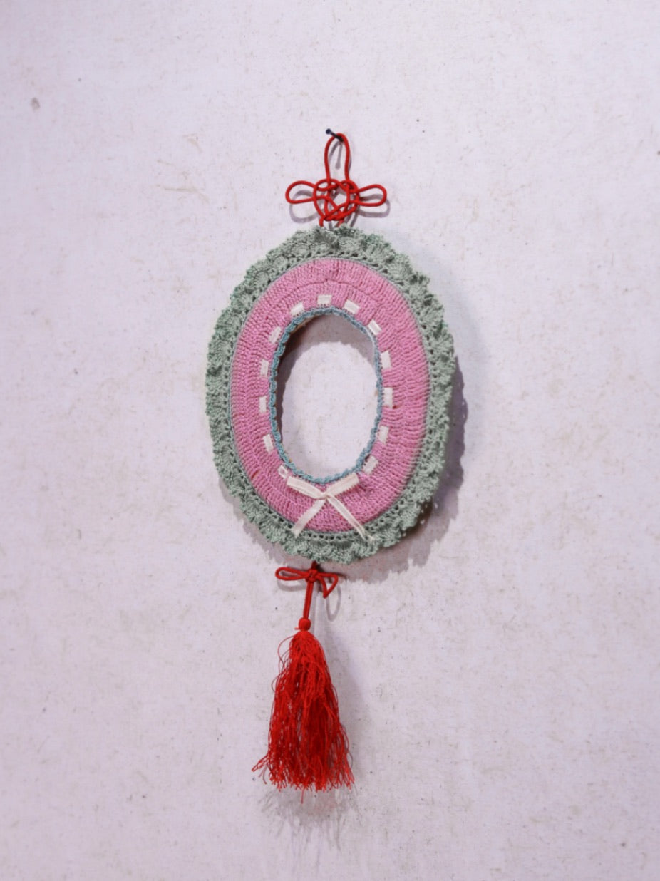 1920's japan Hand-knitted photo frame