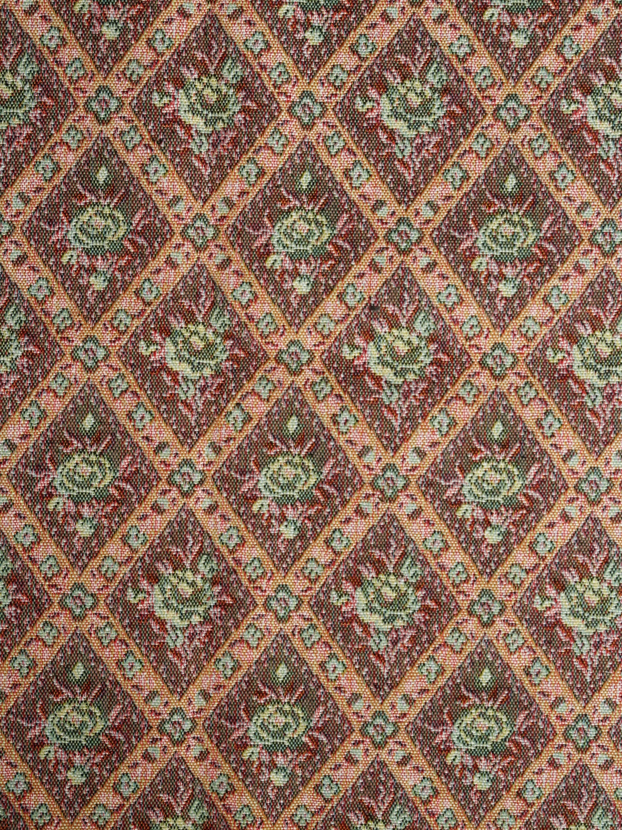 2000's USA Diagonal Lattice Floral Gobelin