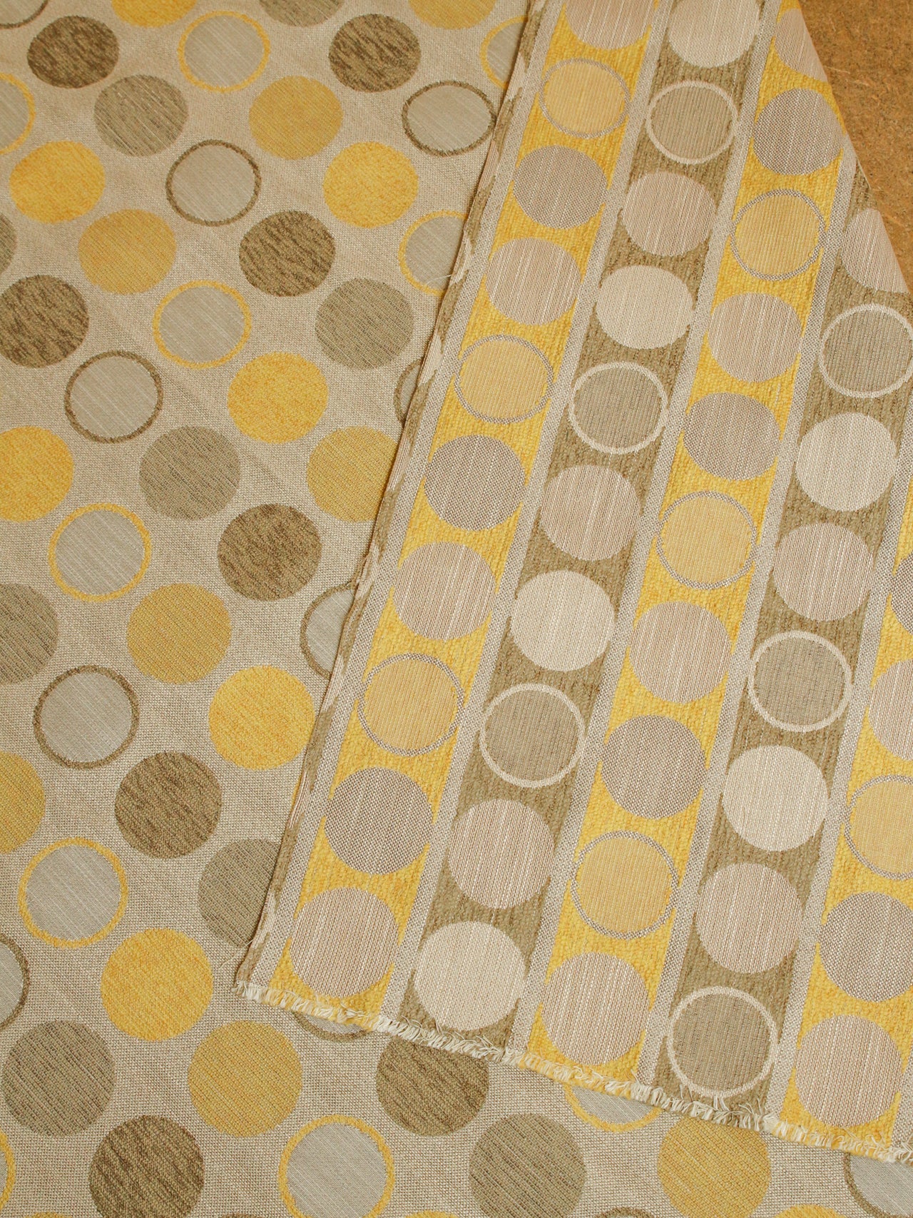 2000's USA Multi-Color Dot Jacquard Fabric / YELLOW BEIGE