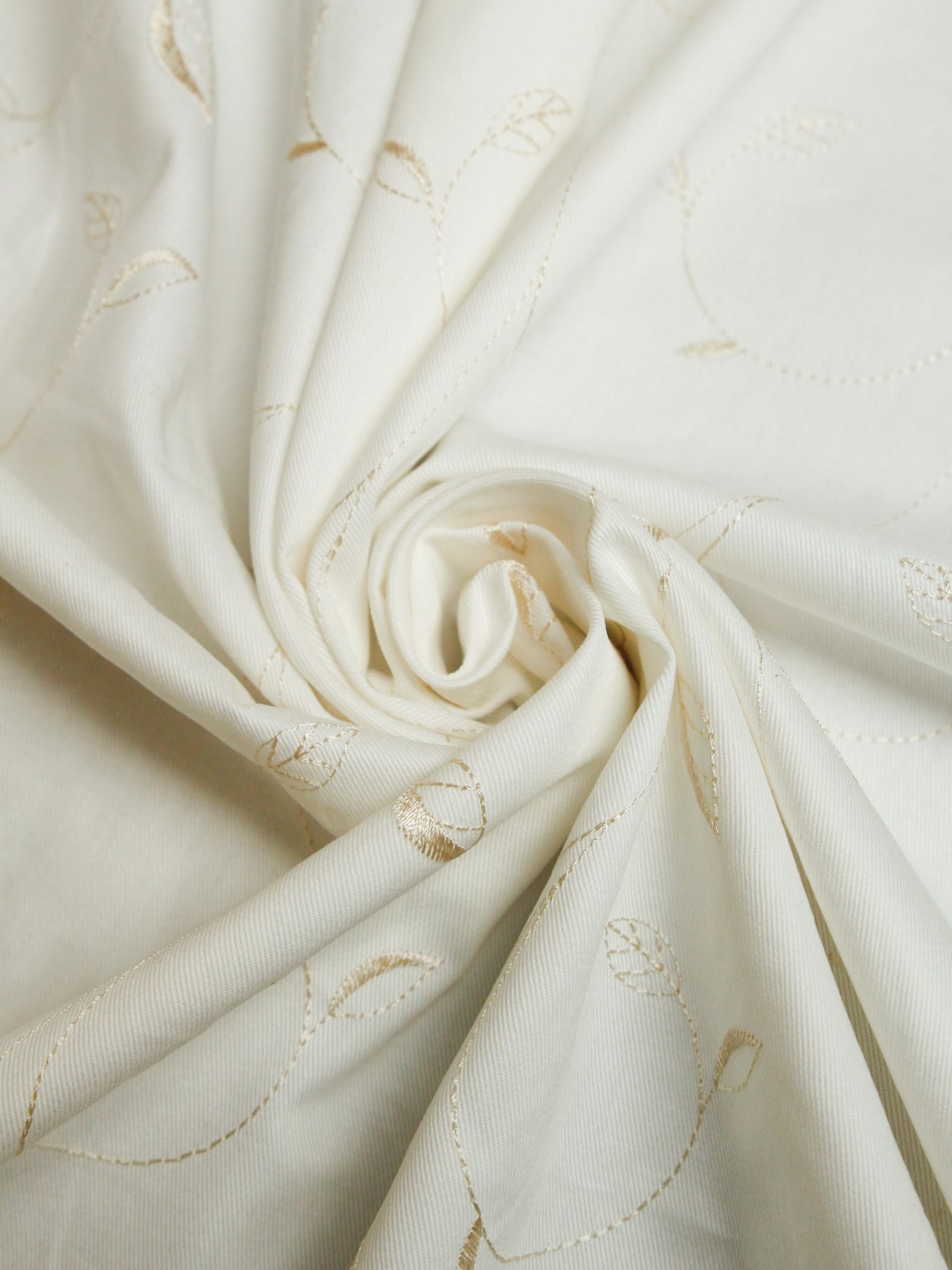 2000's USA Arabesque Scroll Embroidered Cotton Fabric