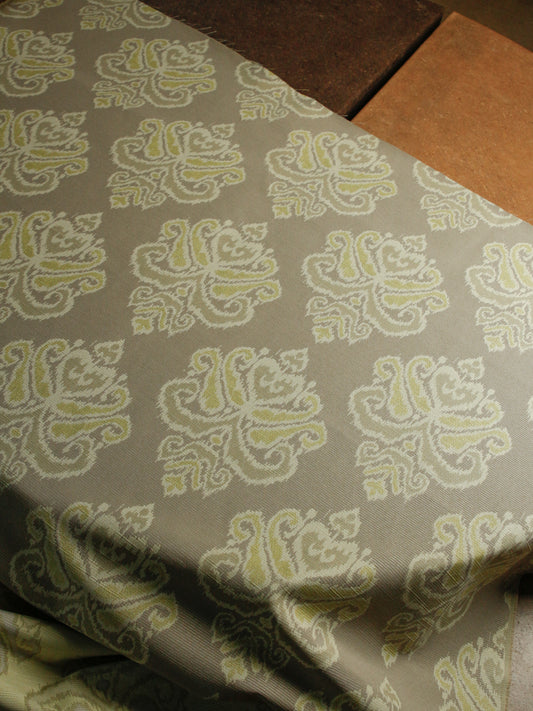 2000's USA IKAT-DAMASK MEDALLION JACQUARD