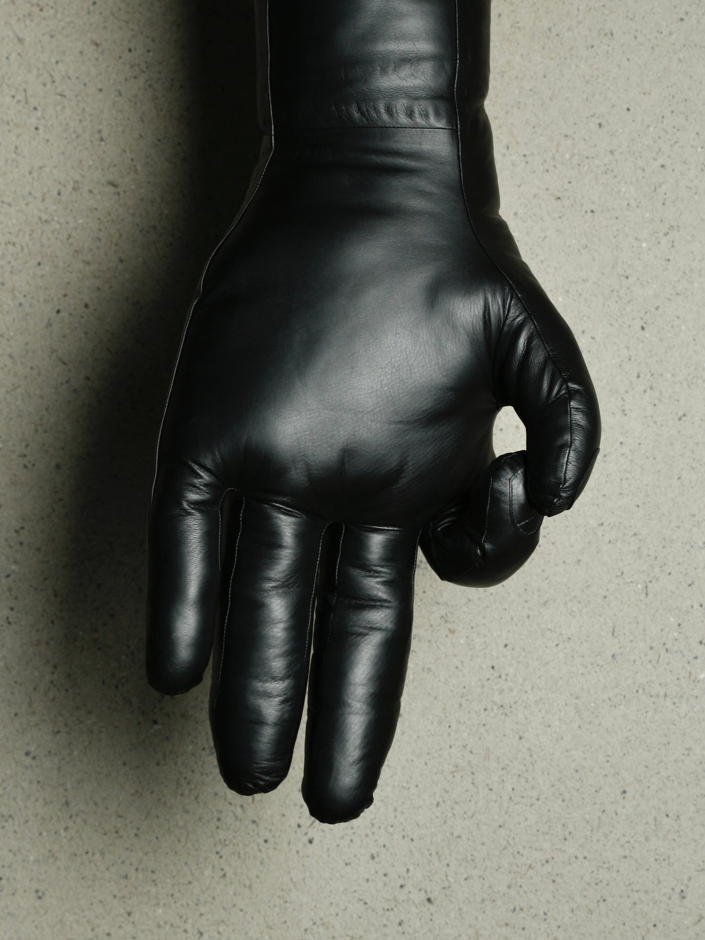 HEALTH × O- 　UDEMAKURA   - Gods Arm Pillow -　Left