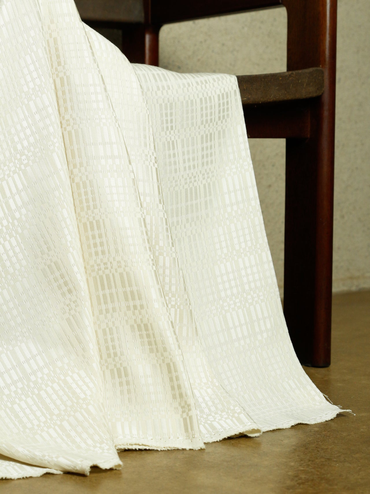 2000's EUROPE White Jacquard Fabric